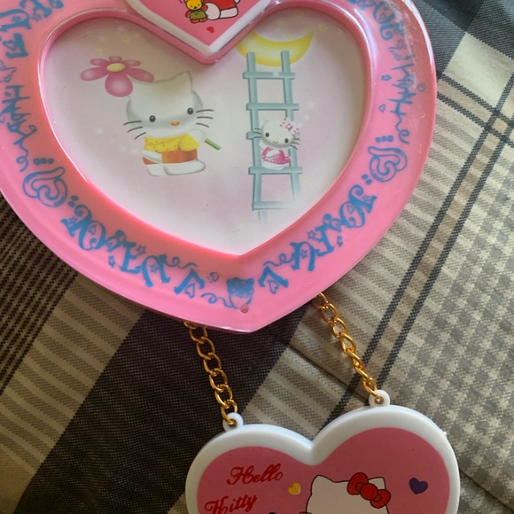 Hello kitty clock - Picture 2 of 4